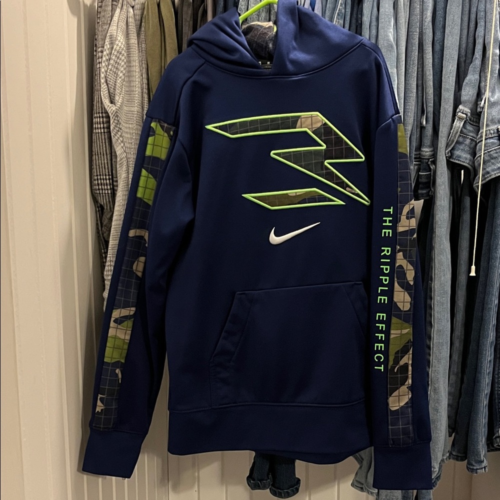 Nike Navy and Neon Green Hoodie
